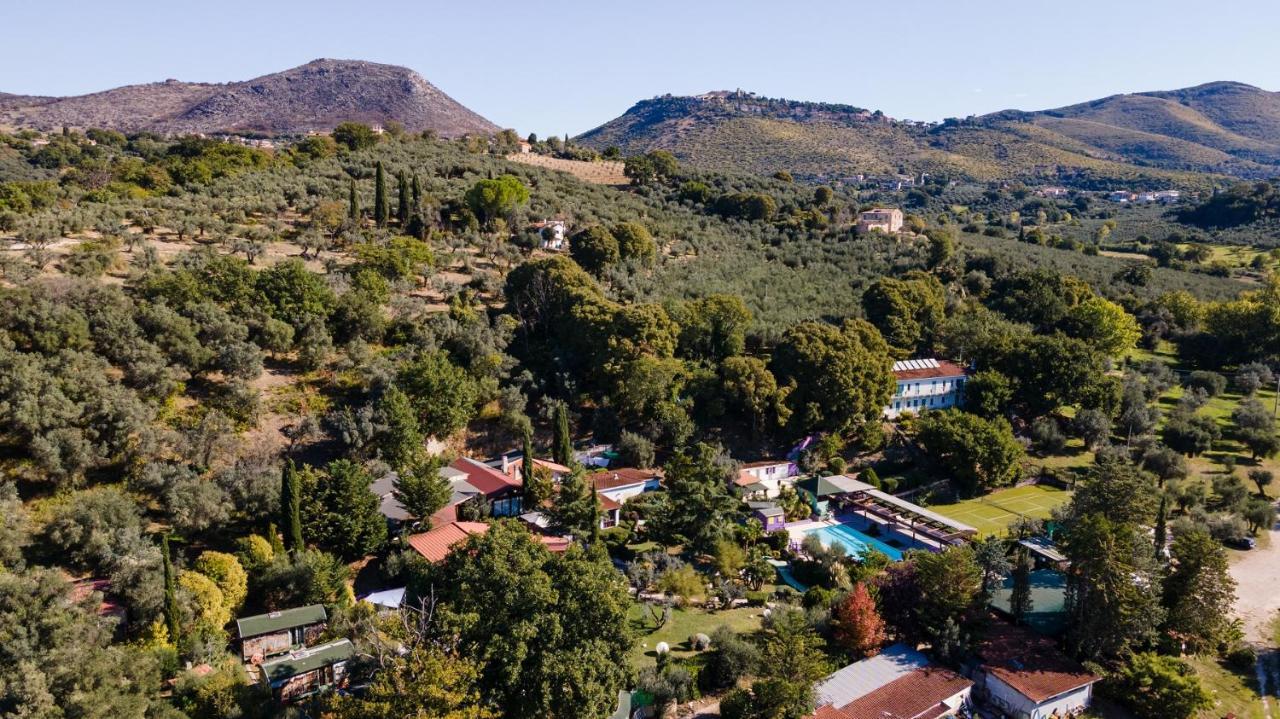 Ille-Roif Resort&Spa Fara in Sabina Екстериор снимка
